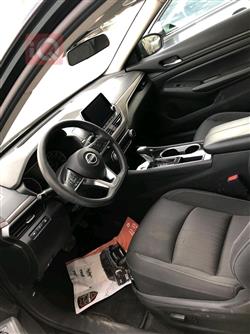 نيسان ألتيما